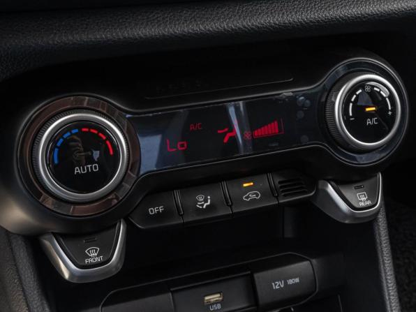 Kia Morning III с пробегом 2021 года, цена 1 740 000 рублей, 32268 км, хэтчбек, Автокод Объявления