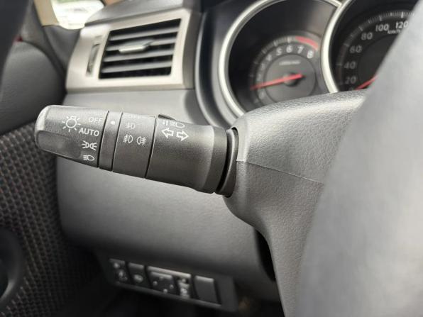 Nissan Tiida I с пробегом 2010 года, цена 478 000 рублей, 300160 км, хэтчбек, Автокод Объявления