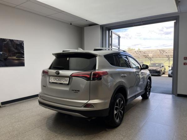 Toyota RAV4 IV (XA40) Рестайлинг с пробегом 2018 года, цена 2 450 000 рублей, 162000 км, внедорожник, Автокод Объявления
