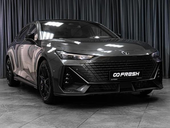 Changan UNI-V I с пробегом 2023 года, цена 2 249 000 рублей, 34635 км, лифтбек, Автокод Объявления