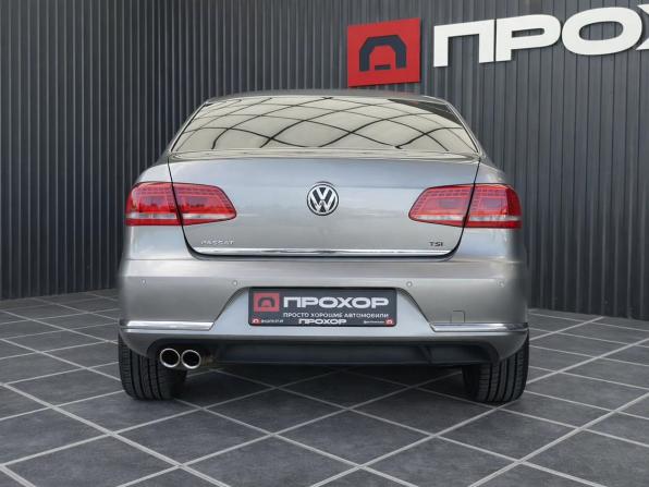 Volkswagen Passat B7 с пробегом 2012 года, цена 1 167 000 рублей, 187002 км, седан, Автокод Объявления