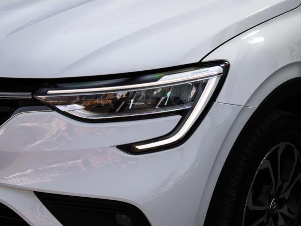 Renault Arkana I с пробегом 2021 года, цена 1 900 000 рублей, 73015 км, внедорожник, Автокод Объявления