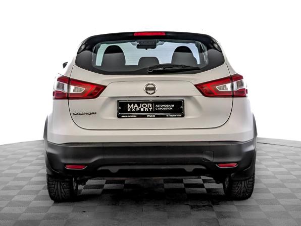 Nissan Qashqai II с пробегом 2018 года, цена 1 485 000 рублей, 125266 км, внедорожник, Автокод Объявления