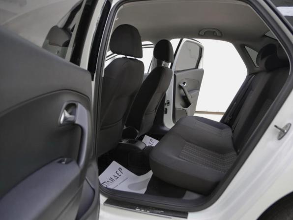 Volkswagen Polo V Рестайлинг с пробегом 2018 года, цена 519 000 рублей, 89076 км, седан, Автокод Объявления