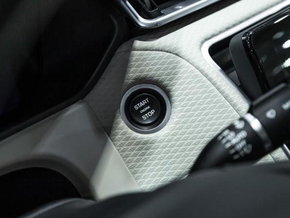Land Rover Range Rover Velar I с пробегом 2021 года, цена 4 900 000 рублей, 84406 км, внедорожник, Автокод Объявления