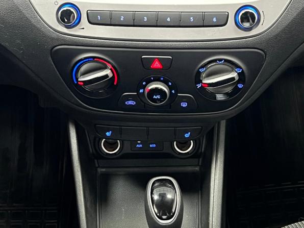 Hyundai Solaris II с пробегом 2018 года, цена 1 420 000 рублей, 66000 км, седан, Автокод Объявления