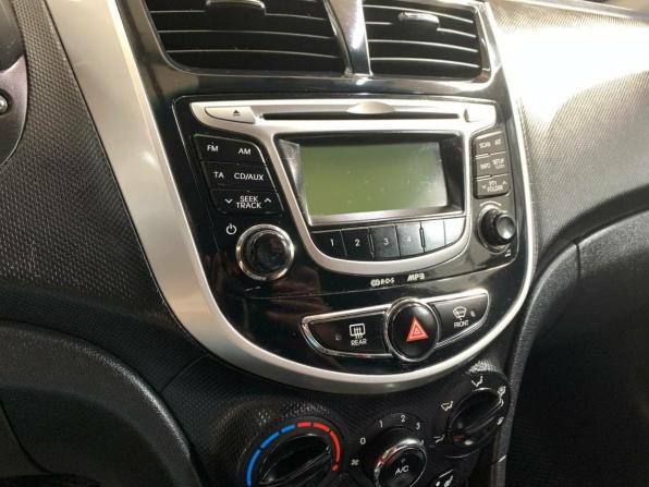 Hyundai Solaris I с пробегом 2013 года, цена 770 640 рублей, 156860 км, седан, Автокод Объявления