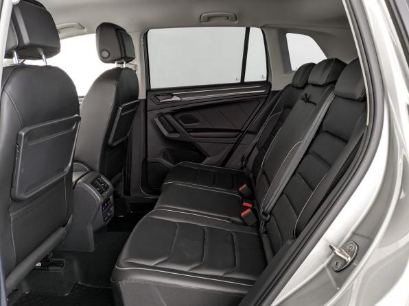 Volkswagen Tiguan II с пробегом 2018 года, цена 2 900 000 рублей, 62715 км, внедорожник, Автокод Объявления