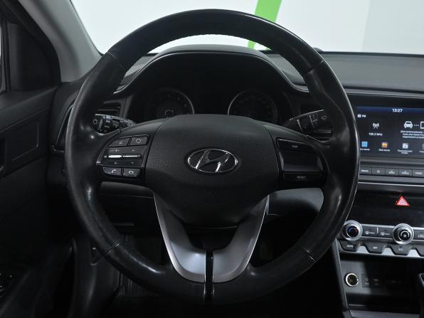 Hyundai Elantra VI (AD) Рестайлинг с пробегом 2020 года, цена 1 364 000 рублей, 146000 км, седан, Автокод Объявления