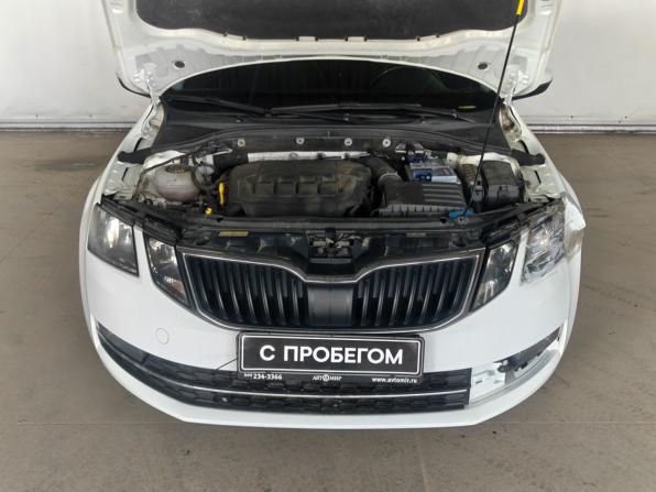 Skoda Octavia III (A7) Рестайлинг с пробегом 2020 года, цена 1 880 000 рублей, 122668 км, лифтбек, Автокод Объявления
