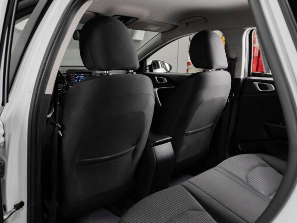 Kia Ceed III с пробегом 2019 года, цена 1 799 000 рублей, 105767 км, универсал, Автокод Объявления