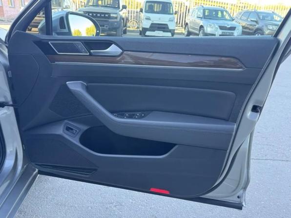Volkswagen Passat B8 с пробегом 2015 года, цена 1 815 000 рублей, 101941 км, седан, Автокод Объявления