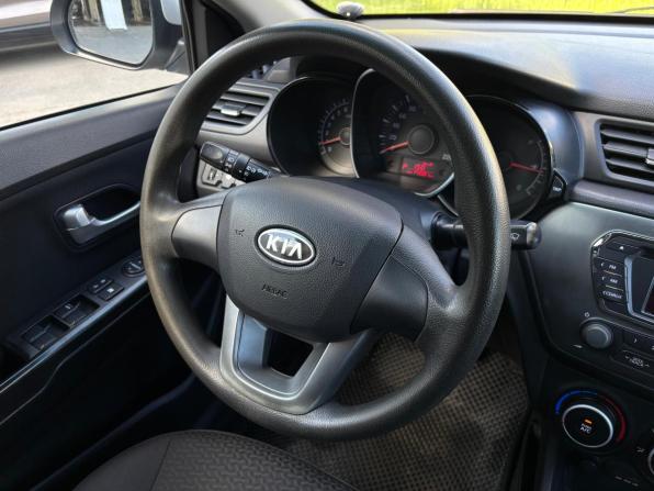 Kia Rio III с пробегом 2012 года, цена 730 000 рублей, 173581 км, седан, Автокод Объявления