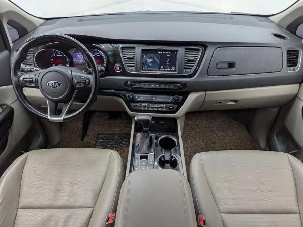 Kia Carnival III с пробегом 2019 года, цена 3 100 000 рублей, 71890 км, минивэн, Автокод Объявления