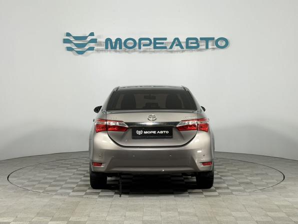 Toyota Corolla XI (E160 E170 E180) с пробегом 2013 года, цена 970 000 рублей, 287000 км, седан, Автокод Объявления
