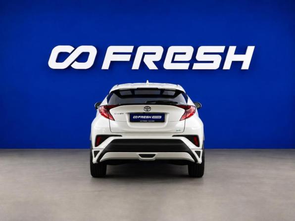 Toyota C-HR I Рестайлинг с пробегом 2020 года, цена 2 249 077 рублей, 17495 км, внедорожник, Автокод Объявления