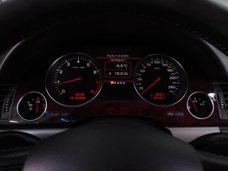 Audi A8 II (D3) Рестайлинг Воронеж  - изображение 19