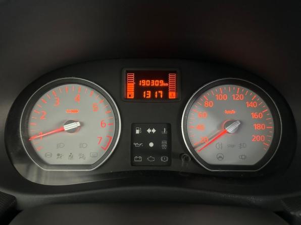 Renault Logan I Рестайлинг с пробегом 2011 года, цена 425 000 рублей, 190308 км, седан, Автокод Объявления