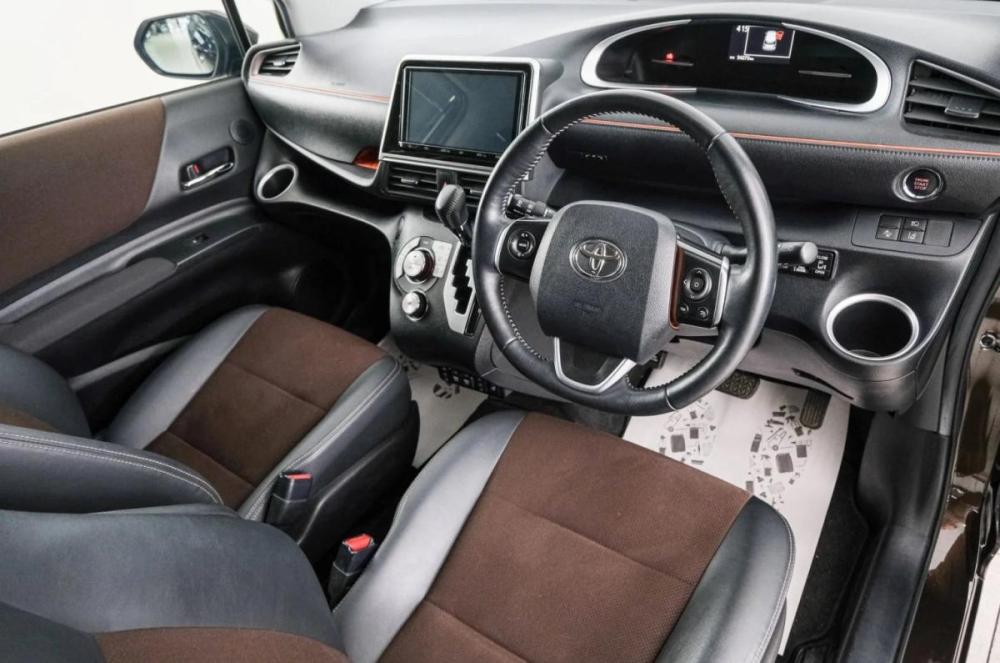 Toyota Sienta II Рестайлинг Красноярск  - изображение 9