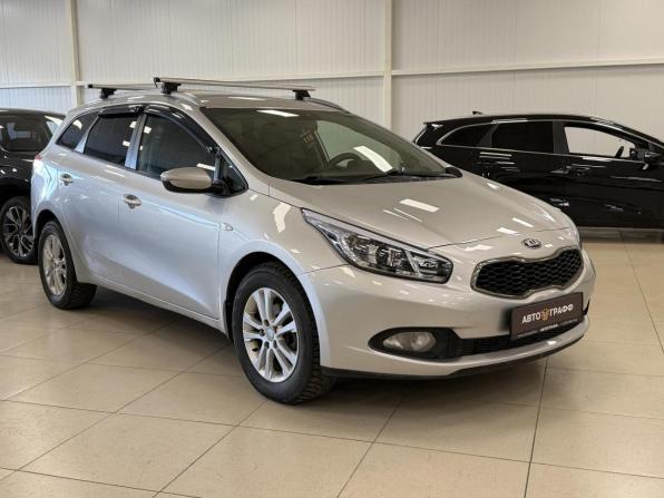 Kia Ceed II с пробегом 2012 года, цена 829 000 рублей, 147455 км, универсал, Автокод Объявления