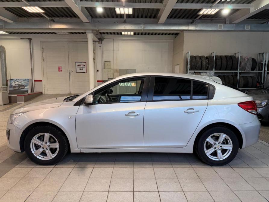 Chevrolet Cruze I Рестайлинг Челябинск  - изображение 4