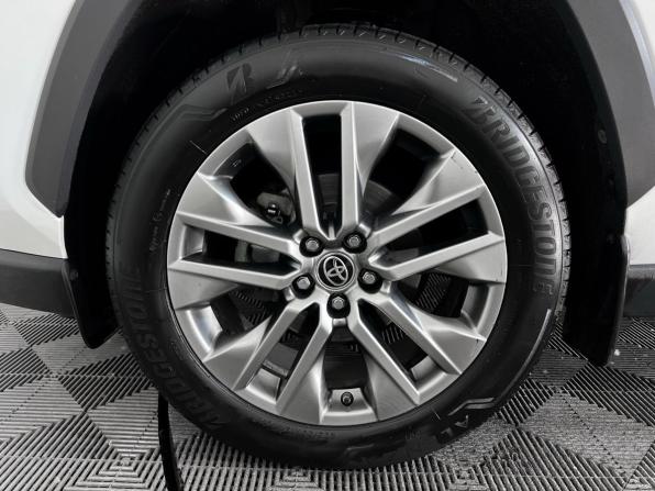 Toyota RAV4 V (XA50) с пробегом 2021 года, цена 3 418 000 рублей, 67000 км, внедорожник, Автокод Объявления