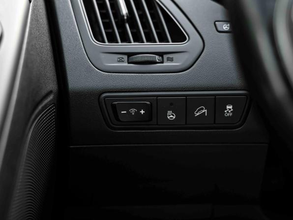 Hyundai ix35 I Рестайлинг с пробегом 2014 года, цена 1 399 000 рублей, 127973 км, внедорожник, Автокод Объявления