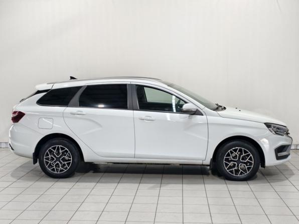 Lada (ВАЗ) Vesta I Рестайлинг (NG) с пробегом 2024 года, цена 1 351 000 рублей, 44081 км, универсал, Автокод Объявления