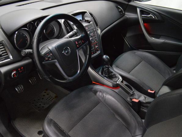 Opel Astra J с пробегом 2012 года, цена 650 000 рублей, 335375 км, универсал, Автокод Объявления