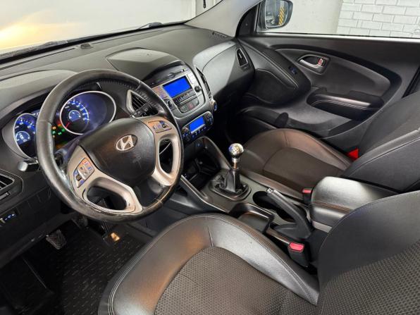 Hyundai ix35 I с пробегом 2013 года, цена 849 000 рублей, 124460 км, внедорожник, Автокод Объявления