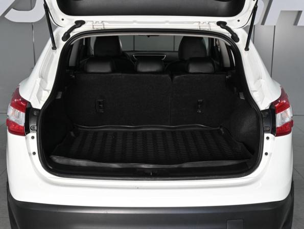 Nissan Qashqai II с пробегом 2014 года, цена 1 179 000 рублей, 215796 км, внедорожник, Автокод Объявления
