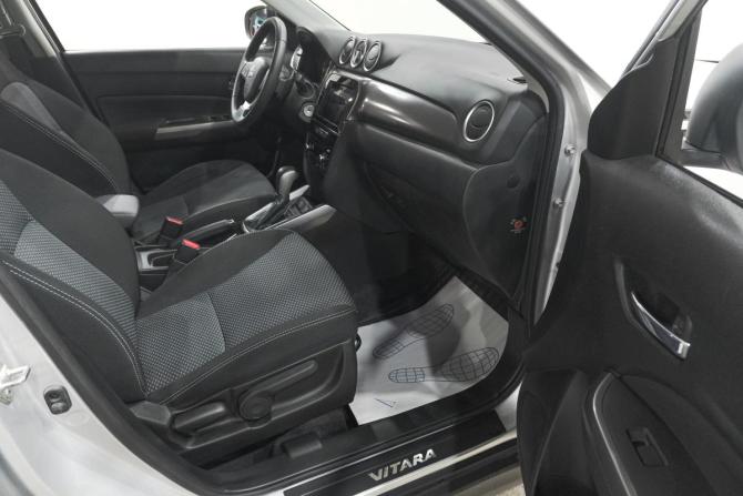 Suzuki Vitara II Рестайлинг с пробегом 2021 года, цена 1 929 000 рублей, 26000 км, внедорожник, Автокод Объявления