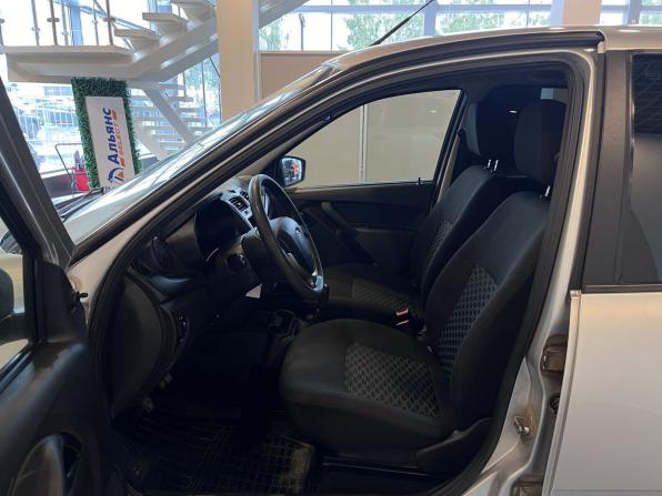 Lada (ВАЗ) Granta I Рестайлинг с пробегом 2019 года, цена 576 000 рублей, 132855 км, седан, Автокод Объявления