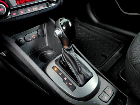 Kia Rio III Рестайлинг с пробегом 2015 года, цена 1 135 000 рублей, 101059 км, седан, Автокод Объявления