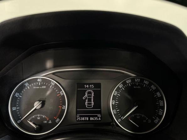 Skoda Octavia II (A5) Рестайлинг с пробегом 2011 года, цена 699 000 рублей, 253000 км, лифтбек, Автокод Объявления