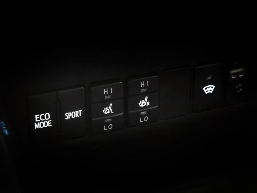 Toyota RAV4 IV (XA40) Рестайлинг Москва  - изображение 17