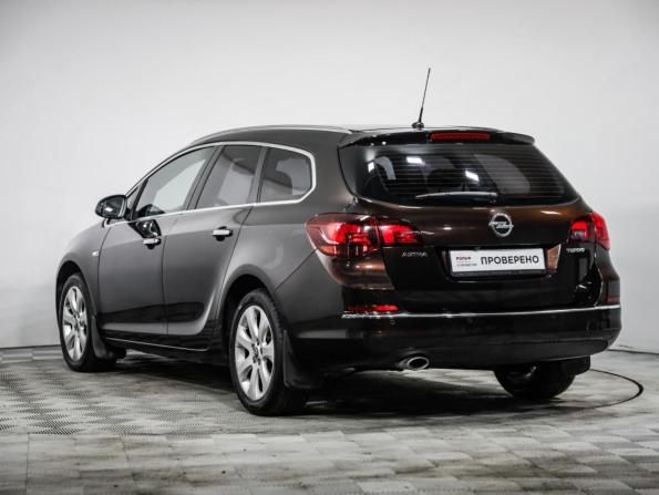 Opel Astra J Рестайлинг с пробегом 2013 года, цена 829 000 рублей, 191940 км, универсал, Автокод Объявления