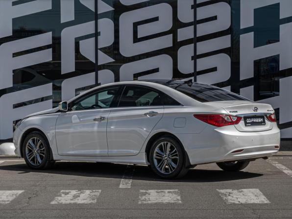 Hyundai Sonata VI (YF) с пробегом 2012 года, цена 999 000 рублей, 324459 км, седан, Автокод Объявления