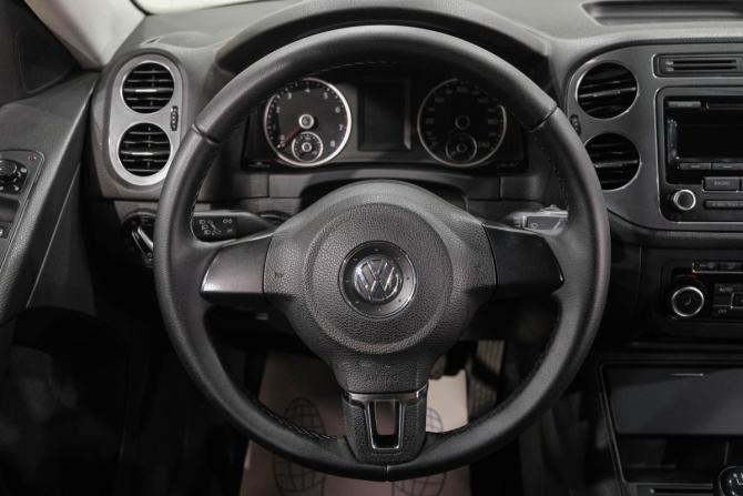 Volkswagen Tiguan I Рестайлинг с пробегом 2011 года, цена 899 000 рублей, 191157 км, внедорожник, Автокод Объявления