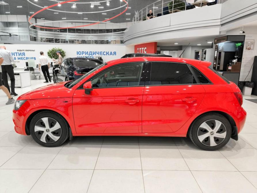 Audi A1 I (8X) Казань  - изображение 10