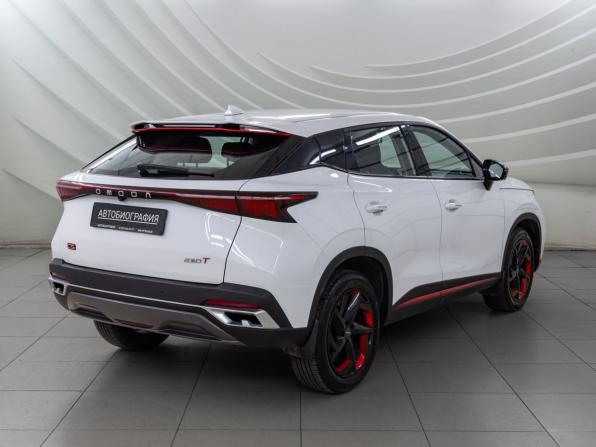 Omoda C5 I с пробегом 2024 года, цена 1 698 000 рублей, 54104 км, внедорожник, Автокод Объявления