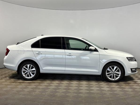 Skoda Rapid I Рестайлинг с пробегом 2019 года, цена 1 390 000 рублей, 127358 км, лифтбек, Автокод Объявления