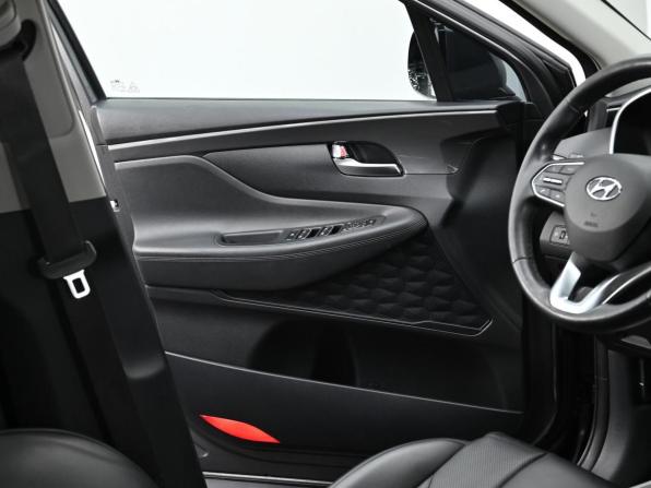 Hyundai Santa Fe IV Рестайлинг с пробегом 2021 года, цена 2 849 000 рублей, 91000 км, внедорожник, Автокод Объявления