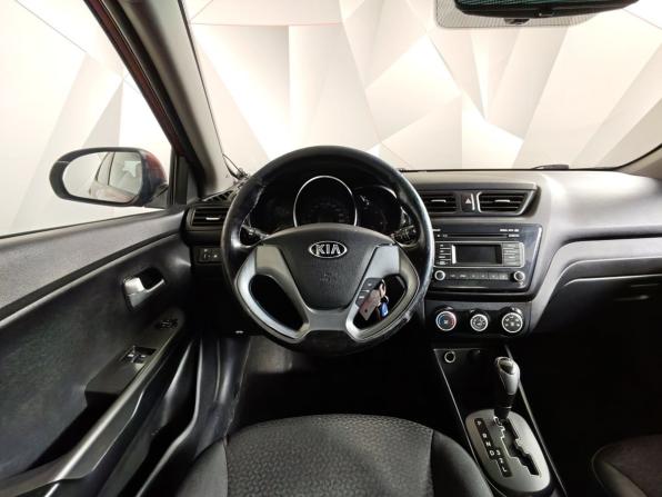 Kia Rio III Рестайлинг с пробегом 2015 года, цена 725 000 рублей, 243702 км, седан, Автокод Объявления