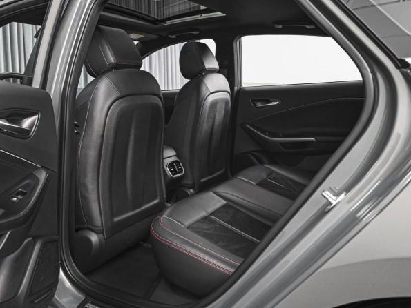 Hyundai Lafesta I Рестайлинг с пробегом 2023 года, цена 2 548 000 рублей, 54722 км, седан, Автокод Объявления
