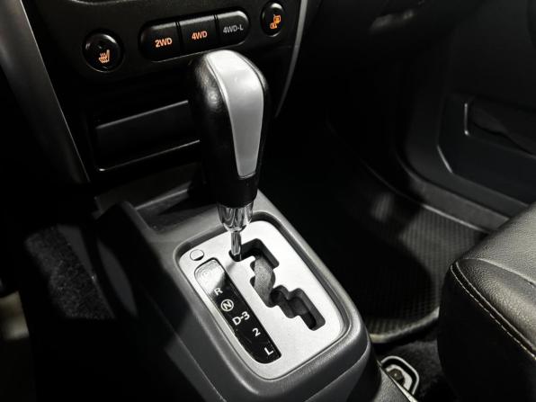 Suzuki Jimny III Рестайлинг 2 с пробегом 2013 года, цена 1 190 000 рублей, 206418 км, внедорожник, Автокод Объявления