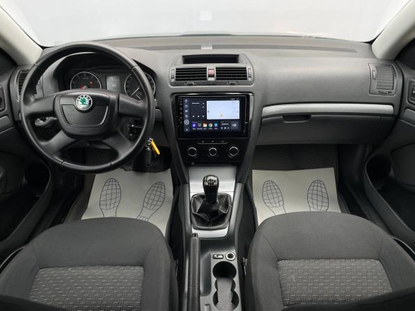 Skoda Octavia II (A5) Рестайлинг с пробегом 2011 года, цена 585 000 рублей, 265655 км, лифтбек, Автокод Объявления