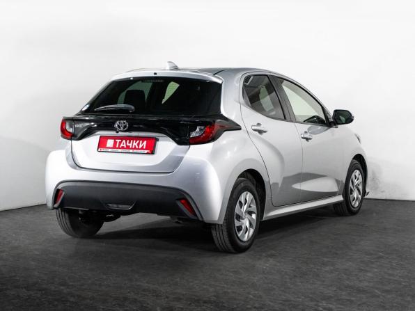 Toyota Yaris IV с пробегом 2021 года, цена 1 299 500 рублей, 53750 км, хэтчбек, Автокод Объявления
