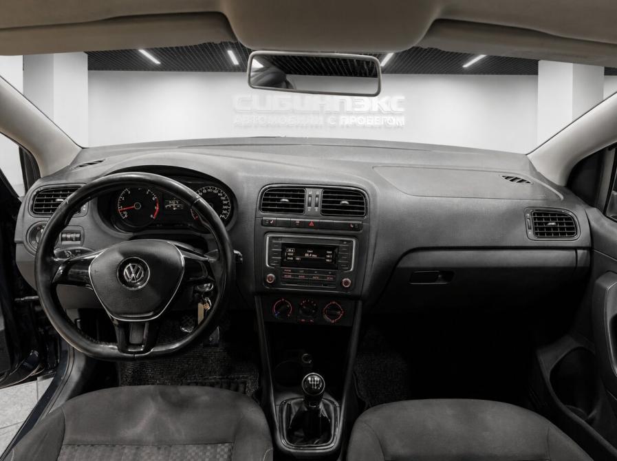 Volkswagen Polo V Рестайлинг Кемерово  - изображение 8