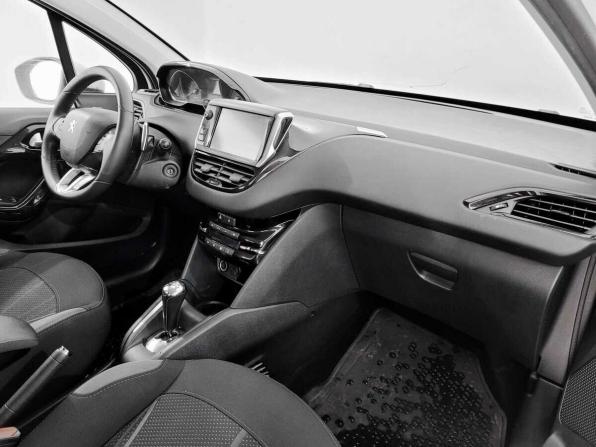 Peugeot 208 I с пробегом 2014 года, цена 520 000 рублей, 118675 км, хэтчбек, Автокод Объявления